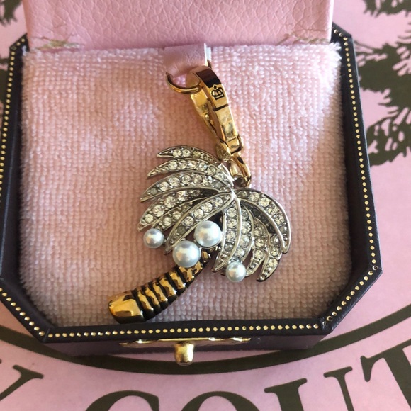 Juicy Couture pearl palm tree charm 🌴 - Picture 2 of 4
